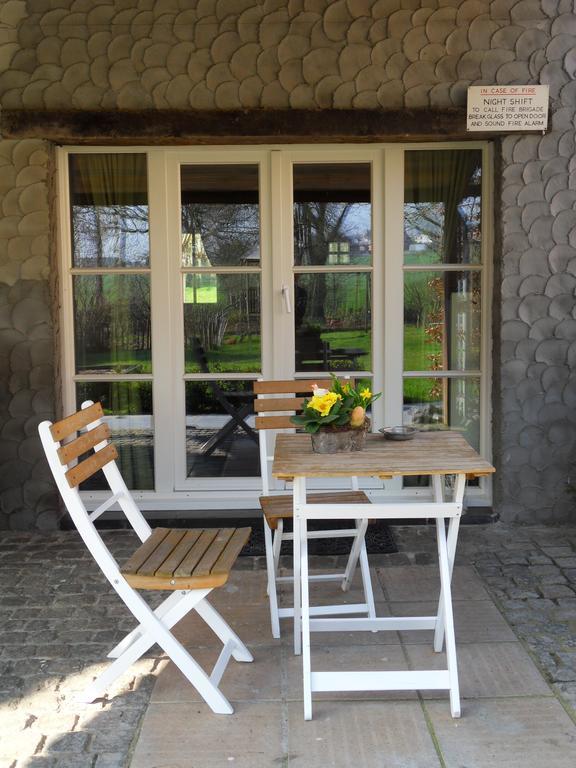 B&B 'Het Logiement Sint-Maria-Lierde Esterno foto